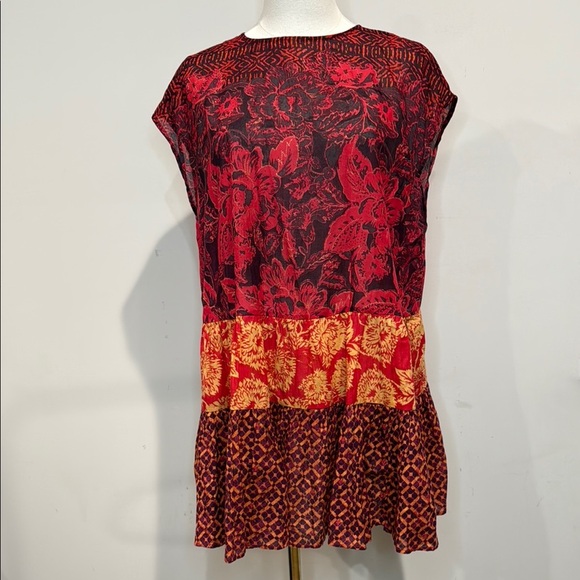 Free People Size XS Boxy Red and Black Tunic OverSize - Picture 1 of 10